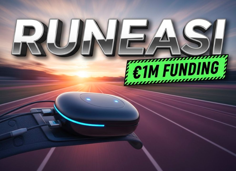 Runeasi wearable running sensor belt on athlete lower back