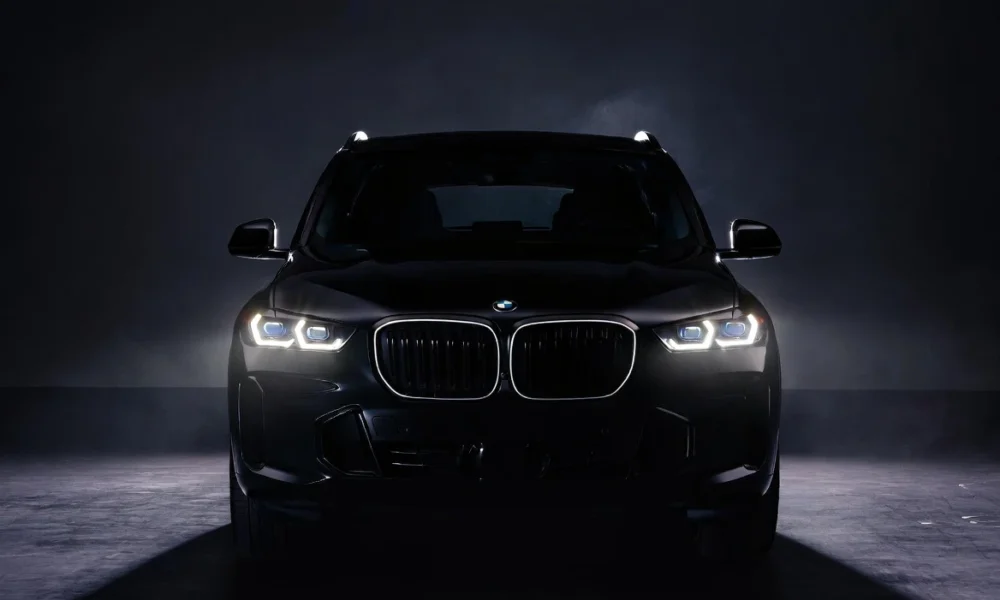 2027 BMW X5 double-X LED headlight reveal