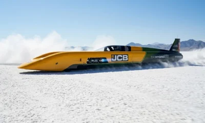 JCB Hydromax hydrogen streamliner Bonneville 406 mph record run