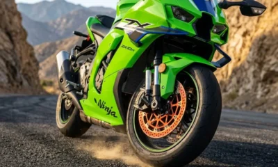 2026 Kawasaki Ninja ZX-10R lime green winglets