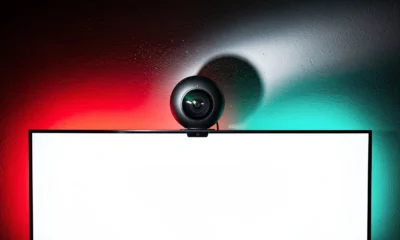 Philips Hue Play Screen Sync camera reading a TV