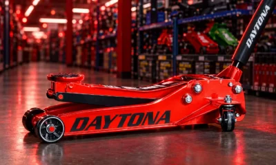 Harbor Freight Daytona SuperDuty metallic red jack $289.99